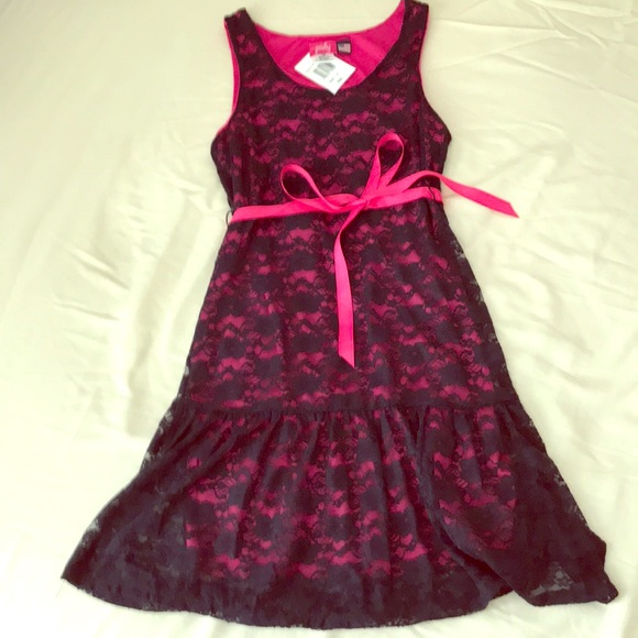 Dress - Picture 1 of 2